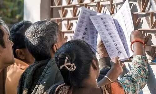 Protest erupts at SIR centre in Baduria over ‘deletion of living voters’ names’