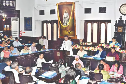 Before 2026 polls, KMC Budget goes big on slum housing Before 2026 polls, KMC Budget goes big on slum housing