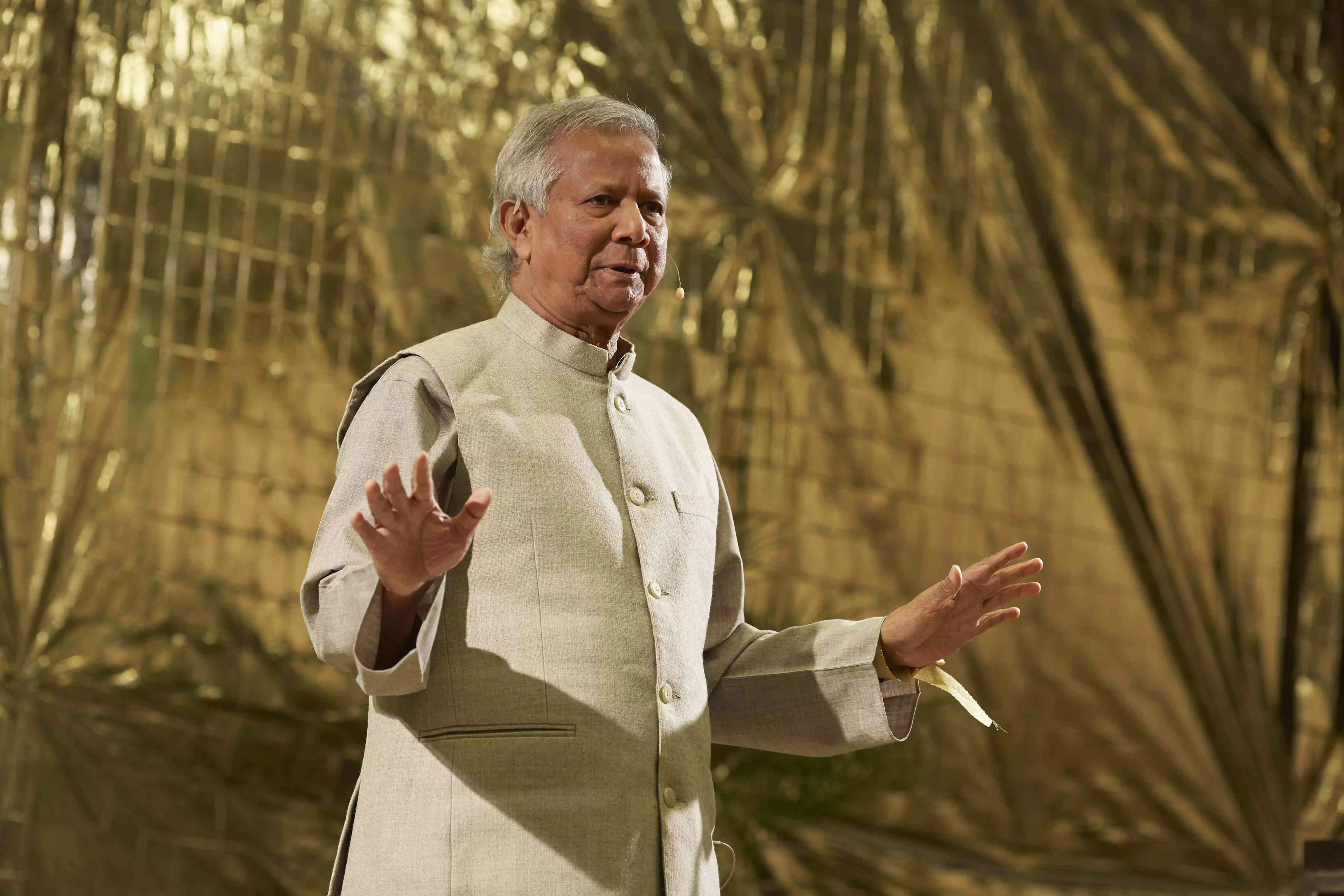 Bangladesh’s outgoing CA Yunus bids farewell to staff, Army chief Bangladesh’s outgoing CA Yunus bids farewell to staff, Army chief