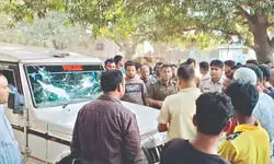 Malda: ‘Drug traffickers’ attack cops during raid in Manikchak; ASI, two others injured Malda: ‘Drug traffickers’ attack cops during raid in Manikchak; ASI, two others injured