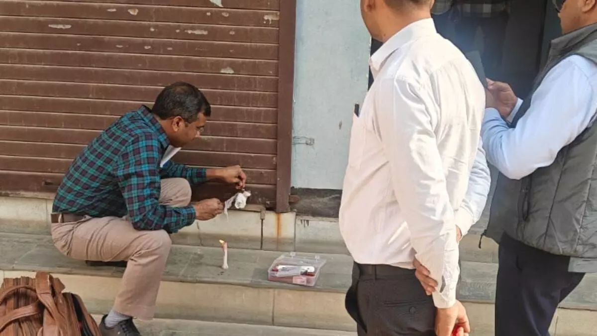 Several fall ill after consuming kuttu flour on Mahashivratri in Noida; FIR against shop owner Several fall ill after consuming kuttu flour on Mahashivratri in Noida; FIR against shop owner