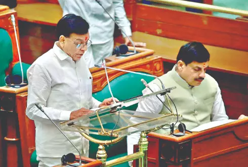 Deputy Chief Minister Devda tables Rs 4.38 lakh crore Budget; no new tax proposal Deputy Chief Minister Devda tables Rs 4.38 lakh crore Budget; no new tax proposal