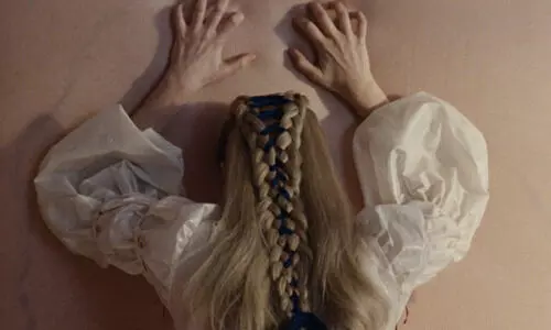 Wuthering Heights: Catherine Earnshaw and The Fluency of Confinement