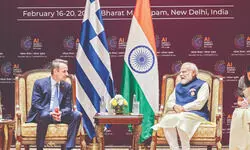 Macron pitches for inclusive AI future Macron pitches for inclusive AI future