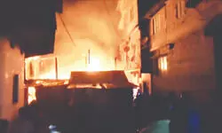 Massive fire guts six houses  in Jaigaon’s Jharna Basti