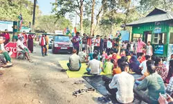 Safari services stopped in Buxa over pollution by pilgrims on Shivratri