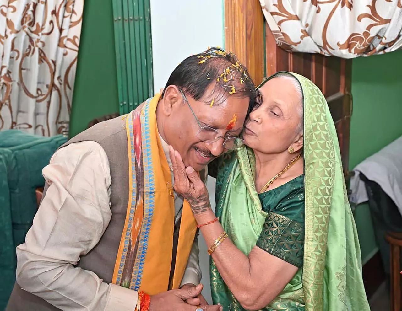 Maa’s blessings and overwhelming public affection: CM’s birthday celebrated with warmth Maa’s blessings and overwhelming public affection: CM’s birthday celebrated with warmth