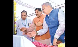 MP CM flags off 100-hr divyangjan cricket tournament MP CM flags off 100-hr divyangjan cricket tournament