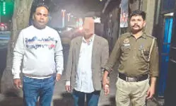 Father caught for using minor sons to   steal $7,200 from Uzbekistan national