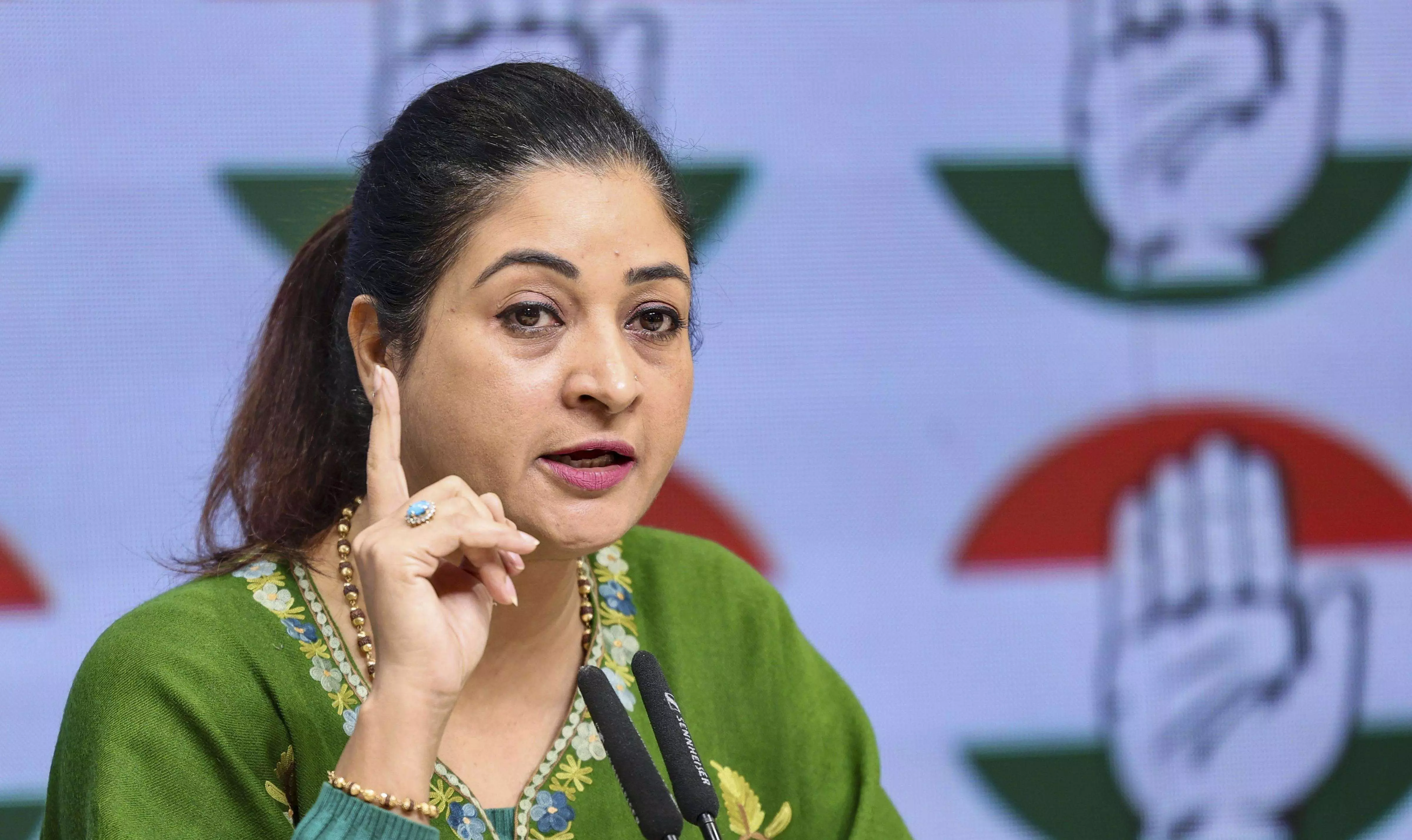 Delhi HC seeks police stand on Alka Lambas plea in police assault case Delhi HC seeks police stand on Alka Lambas plea in police assault case