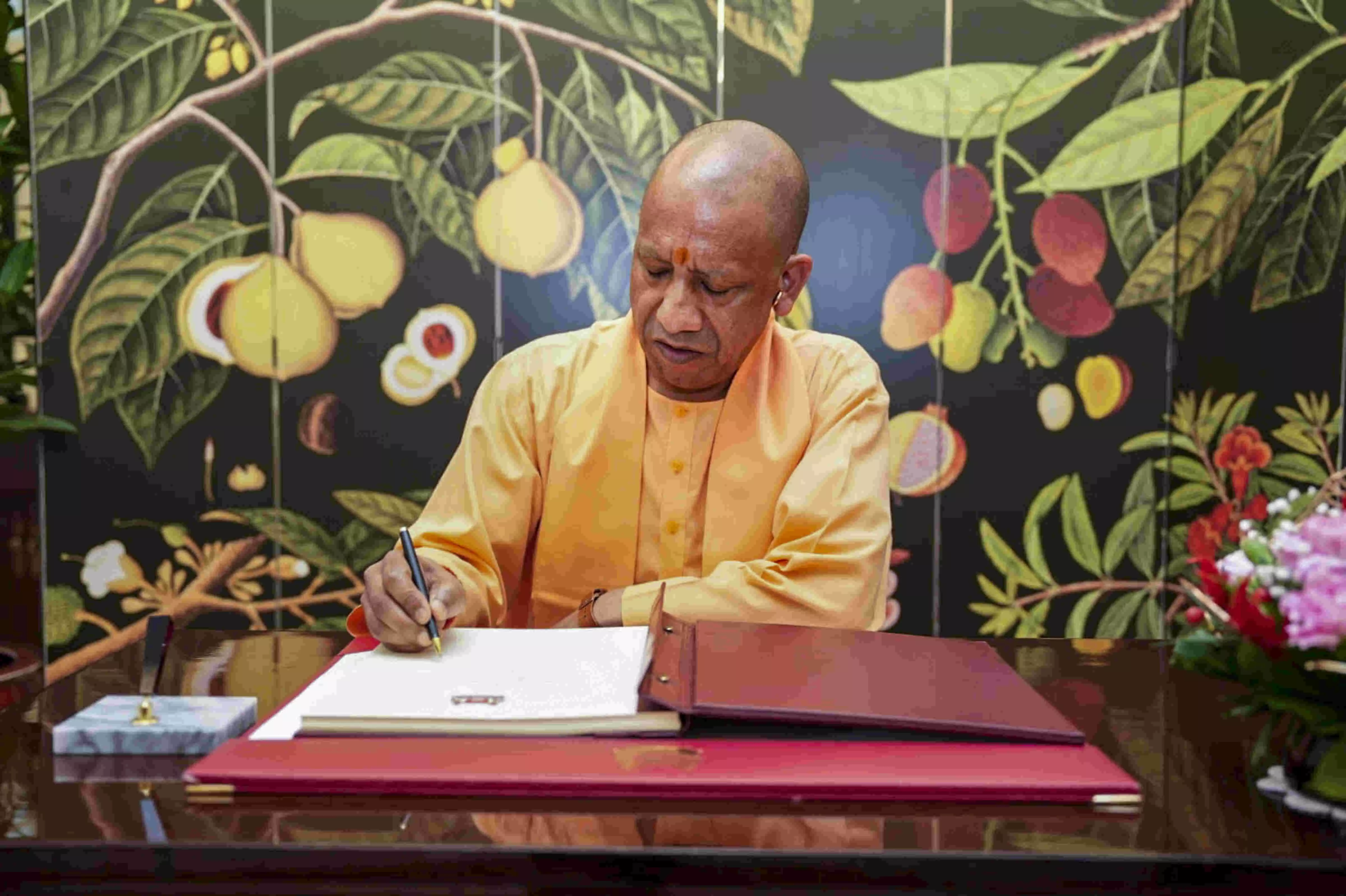 Over 1 crore 6 lakh rural women made self reliant by Yogi government Over 1 crore 6 lakh rural women made self reliant by Yogi government