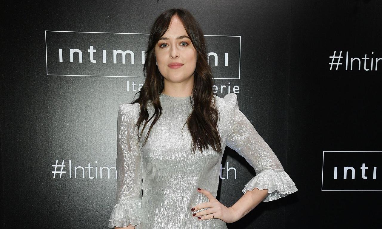 Dakota Johnson, Saoirse Ronan & others join ‘Three Incestuous Sisters’ Dakota Johnson, Saoirse Ronan & others join ‘Three Incestuous Sisters’