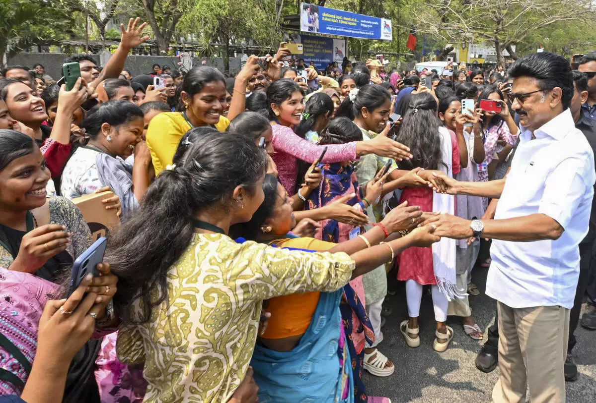 TN CM announces special fund of Rs 2,000 to over 37 lakh marginalised beneficiaries