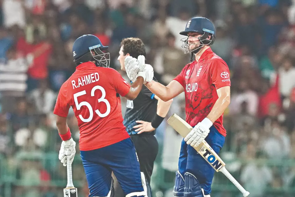 Will powered! Eng ride chaos, craft to make another WC semis