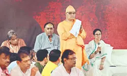 Monk joins Mamata’s protest, says name missing from voter list