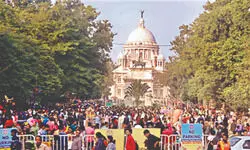 Bomb hoax e-mail triggers panic at Victoria Memorial