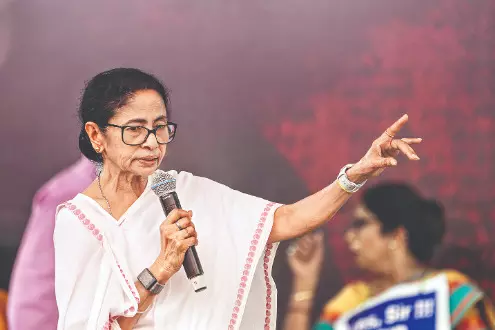 Mamata announces DA arrears payout Mamata announces DA arrears payout