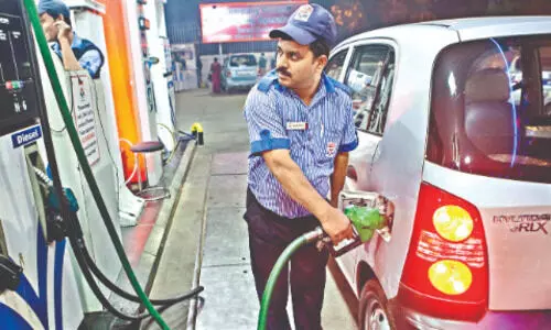 Oil cos weigh refinery price freeze, move likely to hit MRPL and CPCL