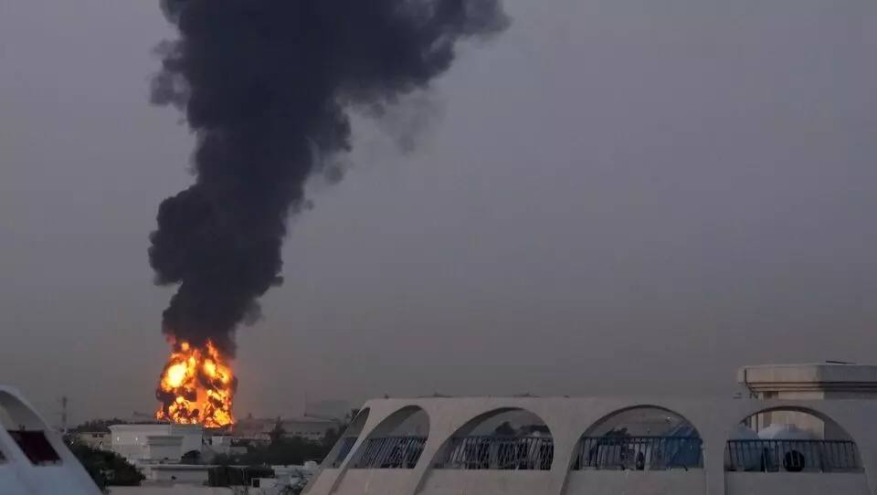 Drone strikes oil industry zone near UAEs Fujairah port hours after attack in Dubai airport area; ops suspended Drone strikes oil industry zone near UAEs Fujairah port hours after attack in Dubai airport area; ops suspended
