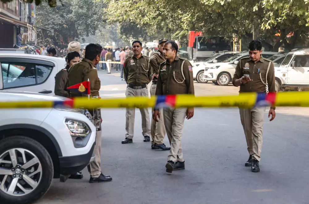 One dead, one injured in high-tension line accident in Kapashera One dead, one injured in high-tension line accident in Kapashera