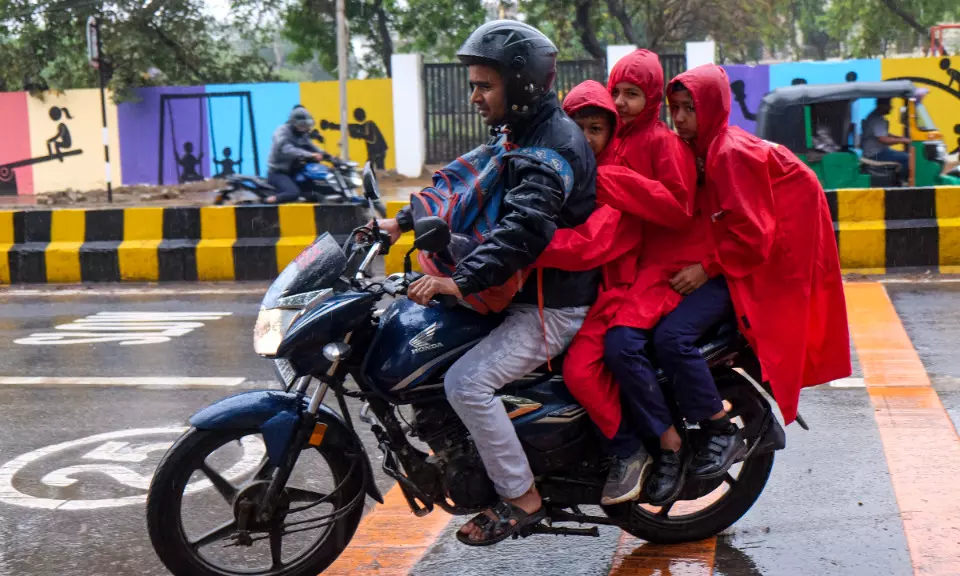 Western disturbance chills North India Western disturbance chills North India