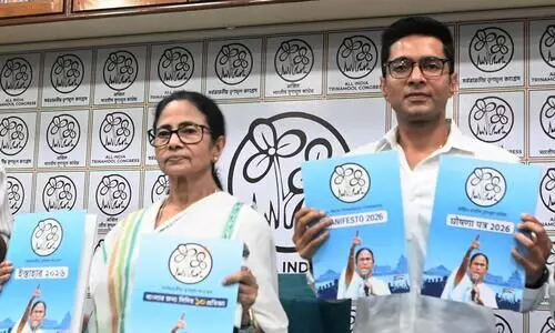 Assembly polls: Mamata unveils Trinamool’s 10-pledge manifesto Assembly polls: Mamata unveils Trinamool’s 10-pledge manifesto