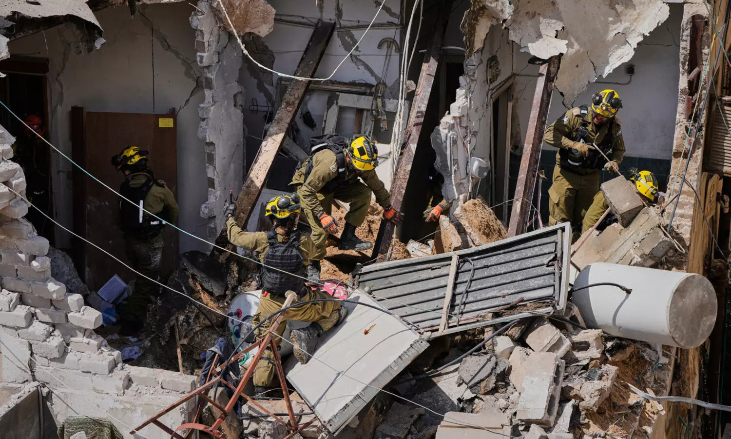 Iran state TV hit in strike, 1 killed as Israel launches new wave of attacks