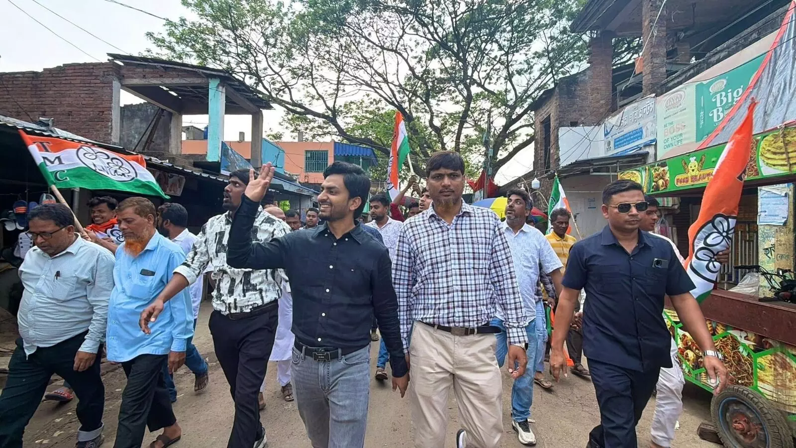 TMC fields Dr Abdul Aziz in Lalgola amid Oppn pact challenge TMC fields Dr Abdul Aziz in Lalgola amid Oppn pact challenge