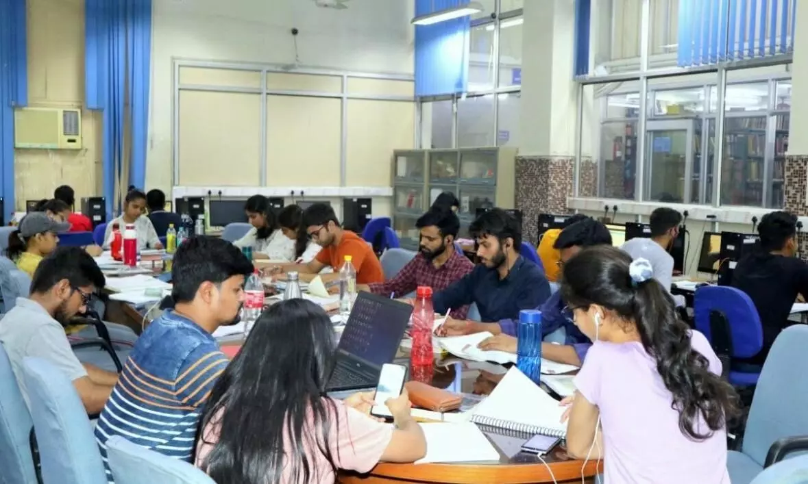 DU unveils Prerna Bhawan student centre DU unveils Prerna Bhawan student centre