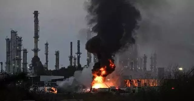 Fire seen near Israeli oil refinery after Iranian missile attack Fire seen near Israeli oil refinery after Iranian missile attack