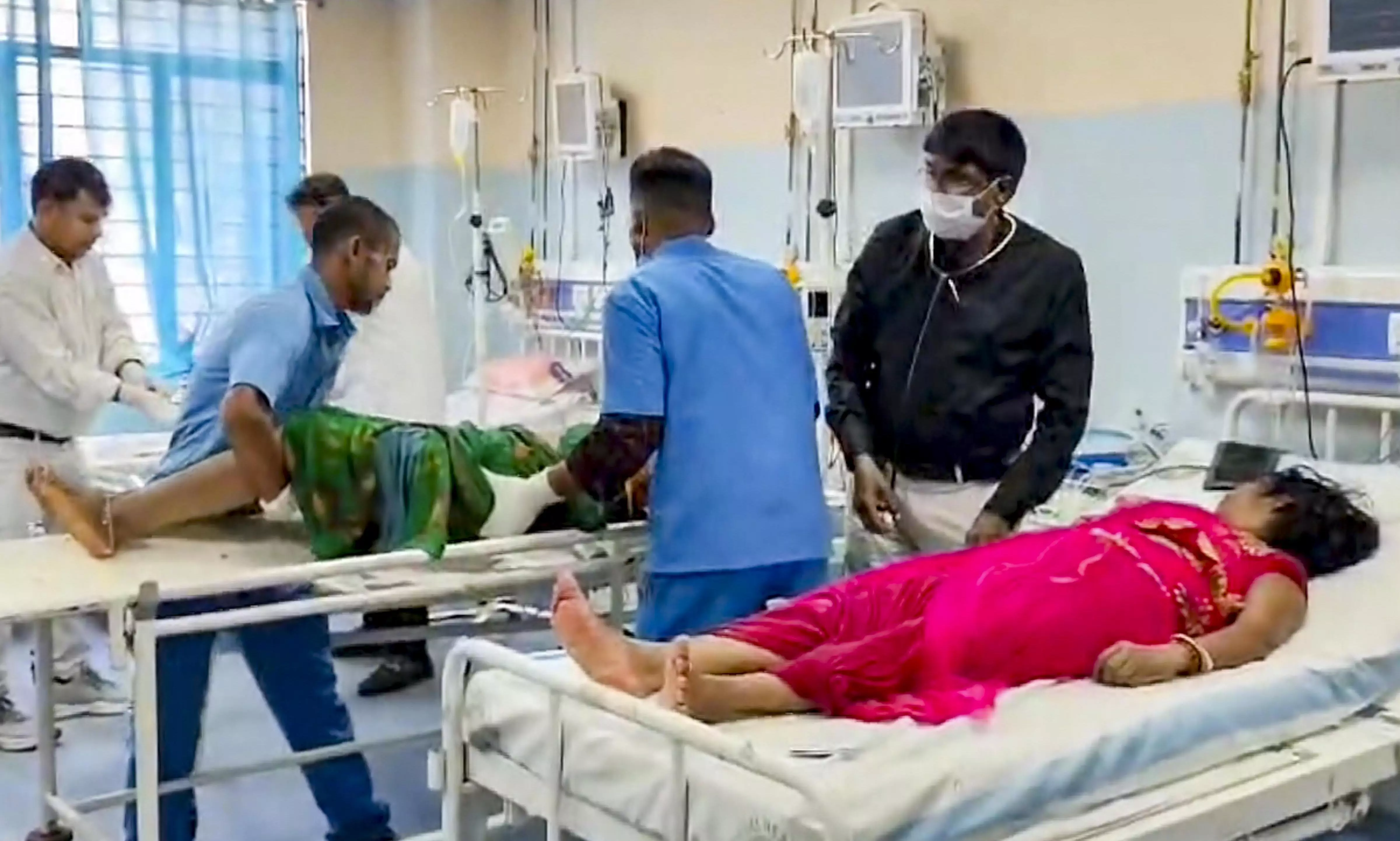 8 Devotees Killed, Over A Dozen Injured In Stampede At Bihar Temple 8 Devotees Killed, Over A Dozen Injured In Stampede At Bihar Temple