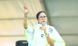 Mamata to hold twin rallies in Dinajpur districts Mamata to hold twin rallies in Dinajpur districts