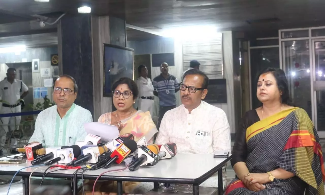 TMC flags bias in Bhowanipore RO appointment, moves CEO TMC flags bias in Bhowanipore RO appointment, moves CEO