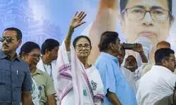 ‘EC-BJP collusion’: ‘Names deleted, mockery of democracy’, Mamata’s multi-pronged attack ‘EC-BJP collusion’: ‘Names deleted, mockery of democracy’, Mamata’s multi-pronged attack