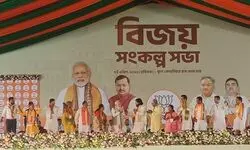 Ananta Maharaj, Banshi Badan Barman share stage after two decades