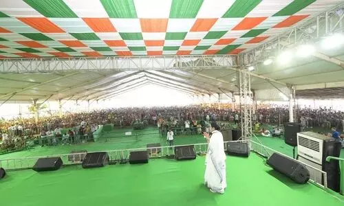 Vote for us or BJP will ‘divide’ Bengal: Mamata Vote for us or BJP will ‘divide’ Bengal: Mamata