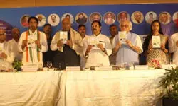 Congress unveils Bengal manifesto, positions itself as ‘Third Alternative’ Congress unveils Bengal manifesto, positions itself as ‘Third Alternative’
