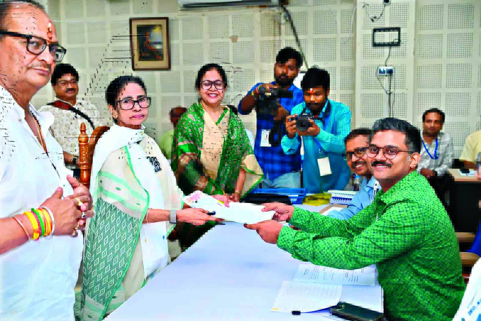 Will move Supreme Court again to oppose removal of electors: Mamata Will move Supreme Court again to oppose removal of electors: Mamata