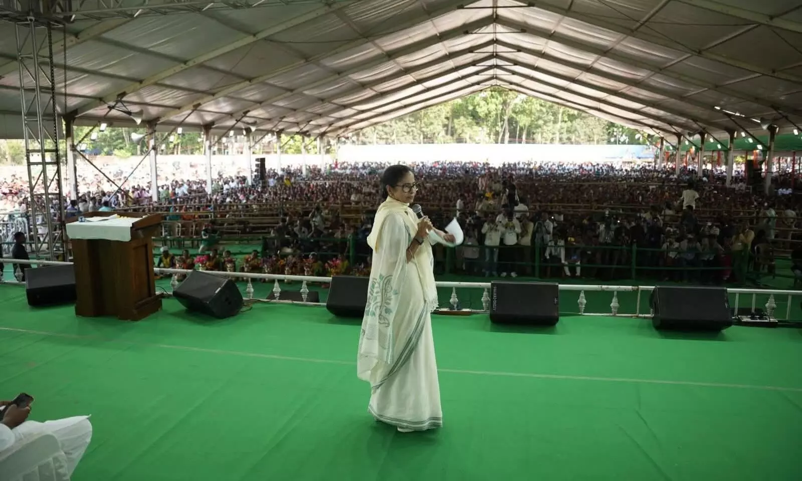 Like Assam, BJP will bring outsiders during Bengal elections, says Mamata Like Assam, BJP will bring outsiders during Bengal elections, says Mamata