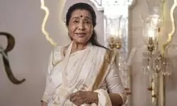 Asha Bhosle remains in critical condition: Sources Asha Bhosle remains in critical condition: Sources