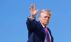 Trump vows to destroy Iranian warships that get near US blockade