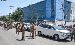 UP orders wage hike of up to 21% after Noida unrest, over 300 arrested UP orders wage hike of up to 21% after Noida unrest, over 300 arrested