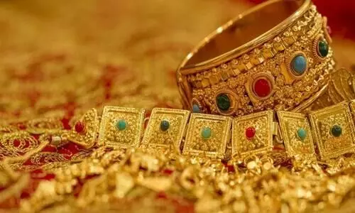 ‘Gems & jewellery exports dip 35% in March’ ‘Gems & jewellery exports dip 35% in March’