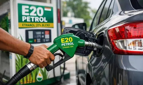 E20 may cut mileage by up to 5% but offers cleaner combustion, energy security benefits: Oil Min E20 may cut mileage by up to 5% but offers cleaner combustion, energy security benefits: Oil Min