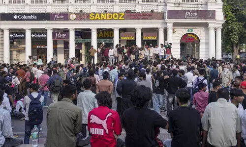 Four men claiming links to Hindu Raksha Dal arrested for assault on students during CJP protest